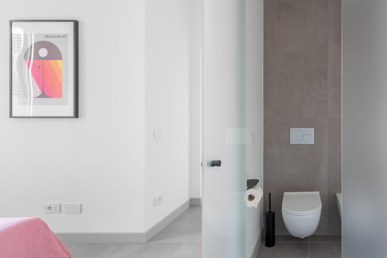 Twin Flowers Apartment In San Giovanni Rom Exteriör bild